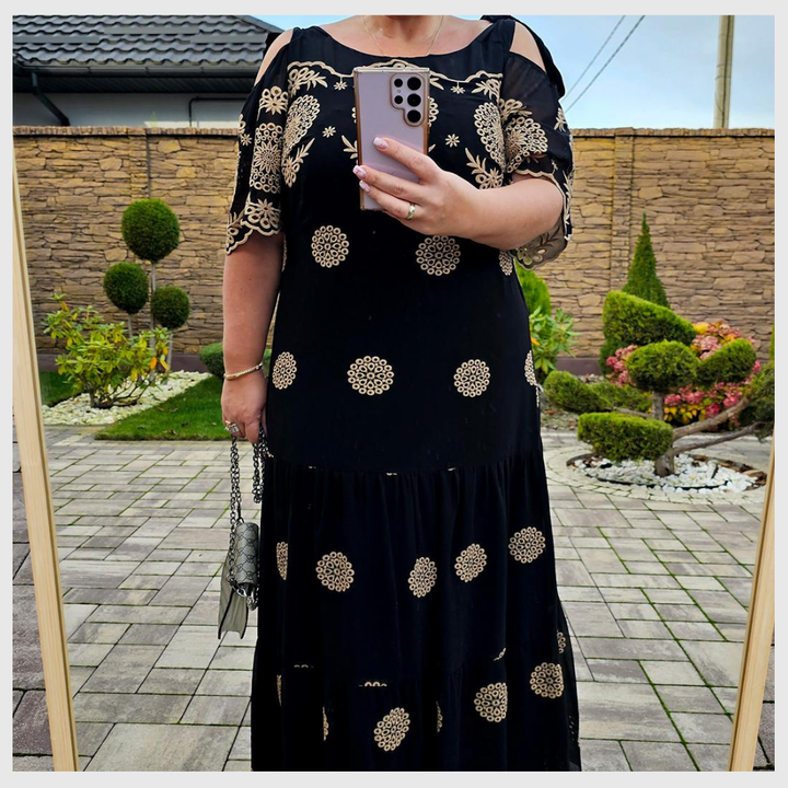 Robe Longue Charlie-quebec™ – Dentelle Noire Imprimée
